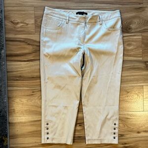 Zac & Rachel Light Cream Khaki Studded Capri Cropped Pants